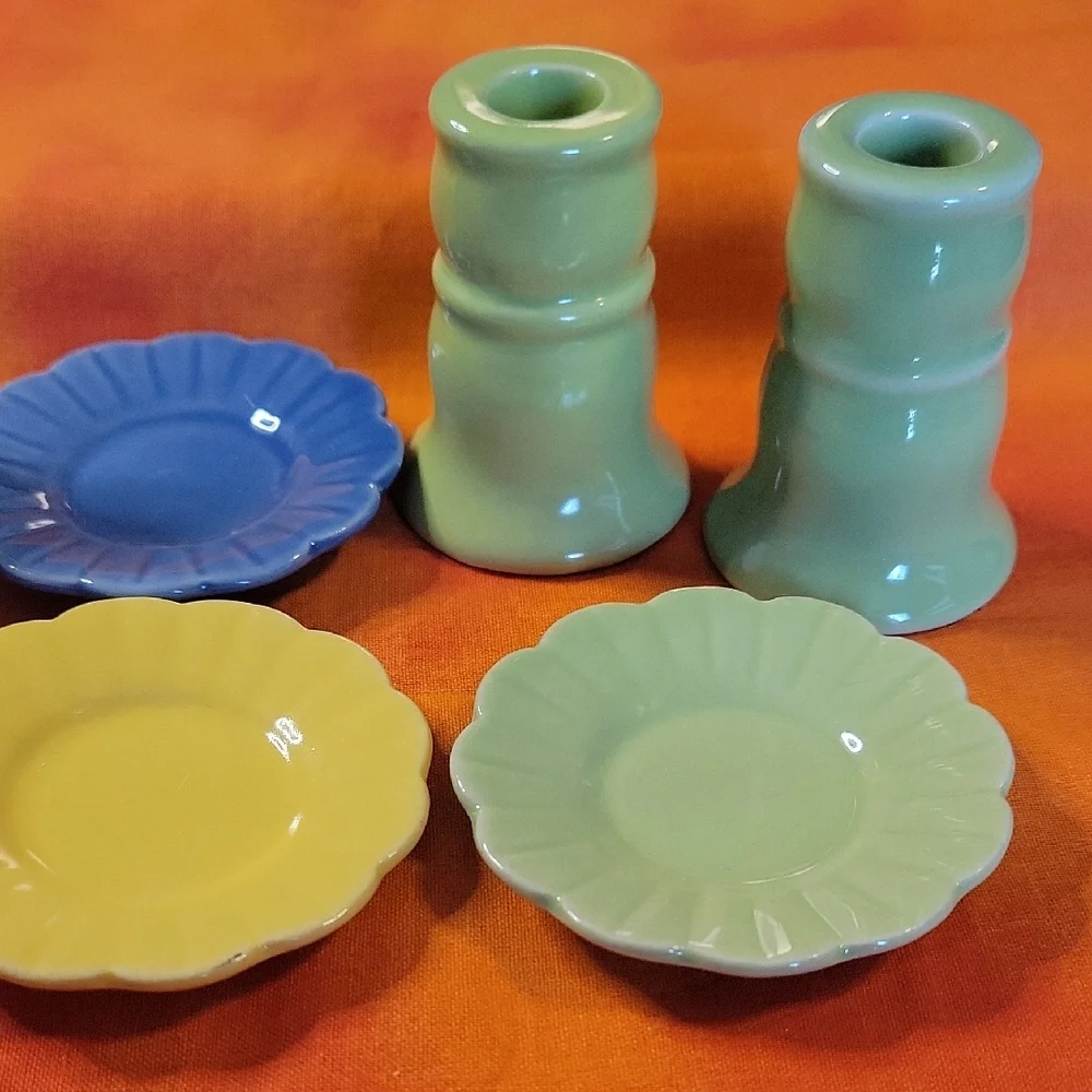 Vintage Frenzy Colorful Miniature Ceramic Kids Dish 8 Pieces